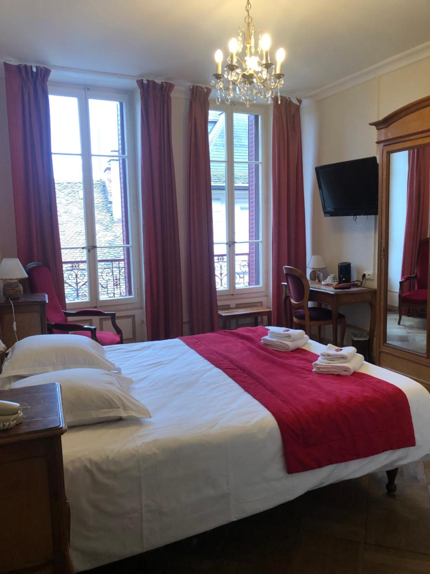 Hotel Continental 에비앙레스벵즈 외부 사진