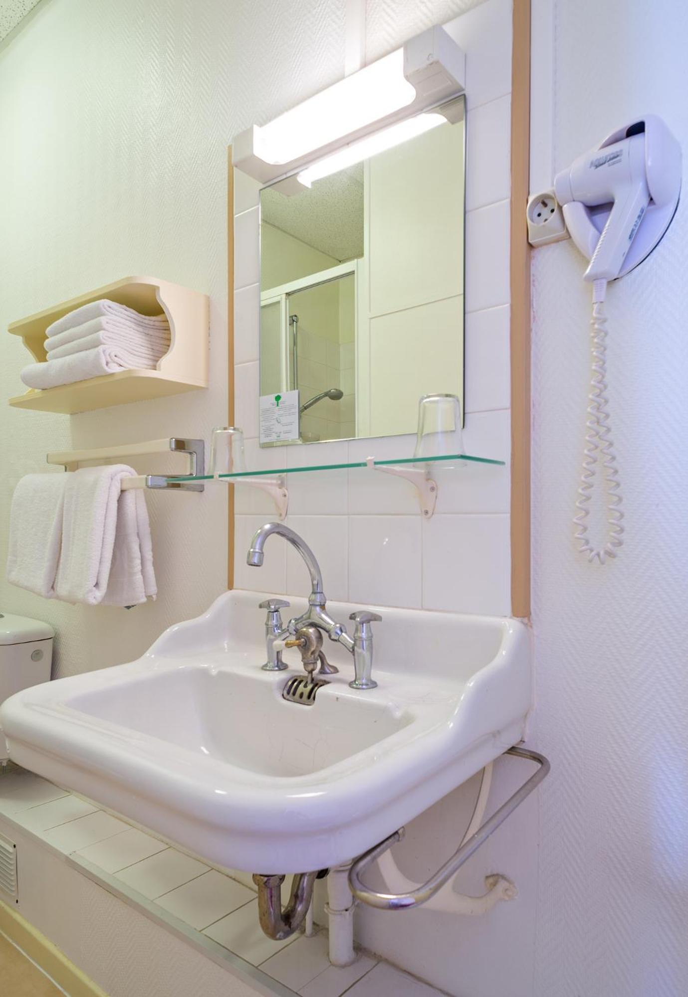 Hotel Continental 에비앙레스벵즈 외부 사진